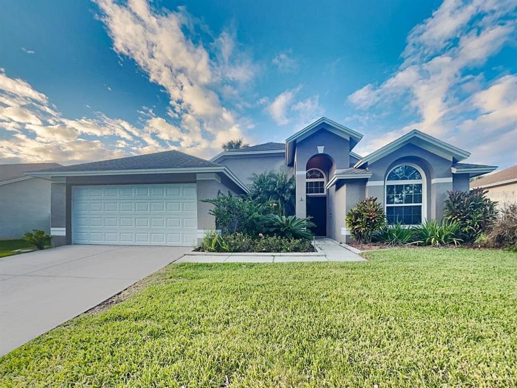 4425 WINDING RIVER DRIVE VALRICO, FL 33596
