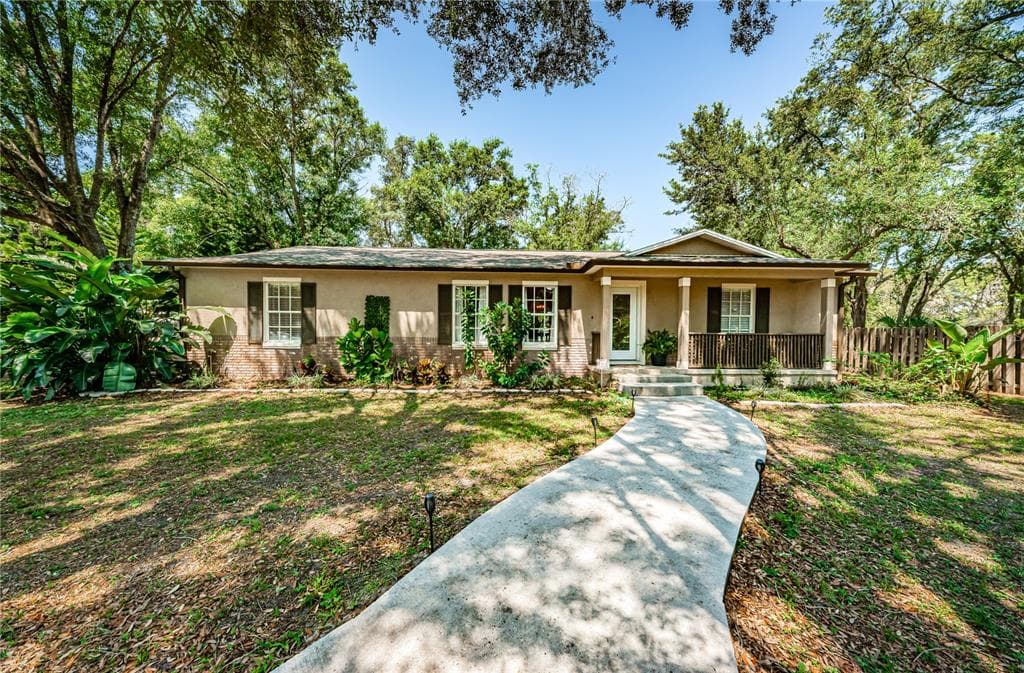 10520 HENDERSON ROAD TAMPA, FL 33625