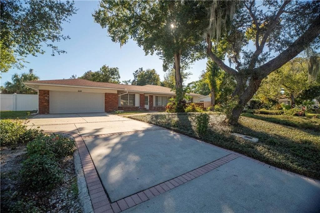 446 50TH AVENUE S ST PETERSBURG, FL 33705