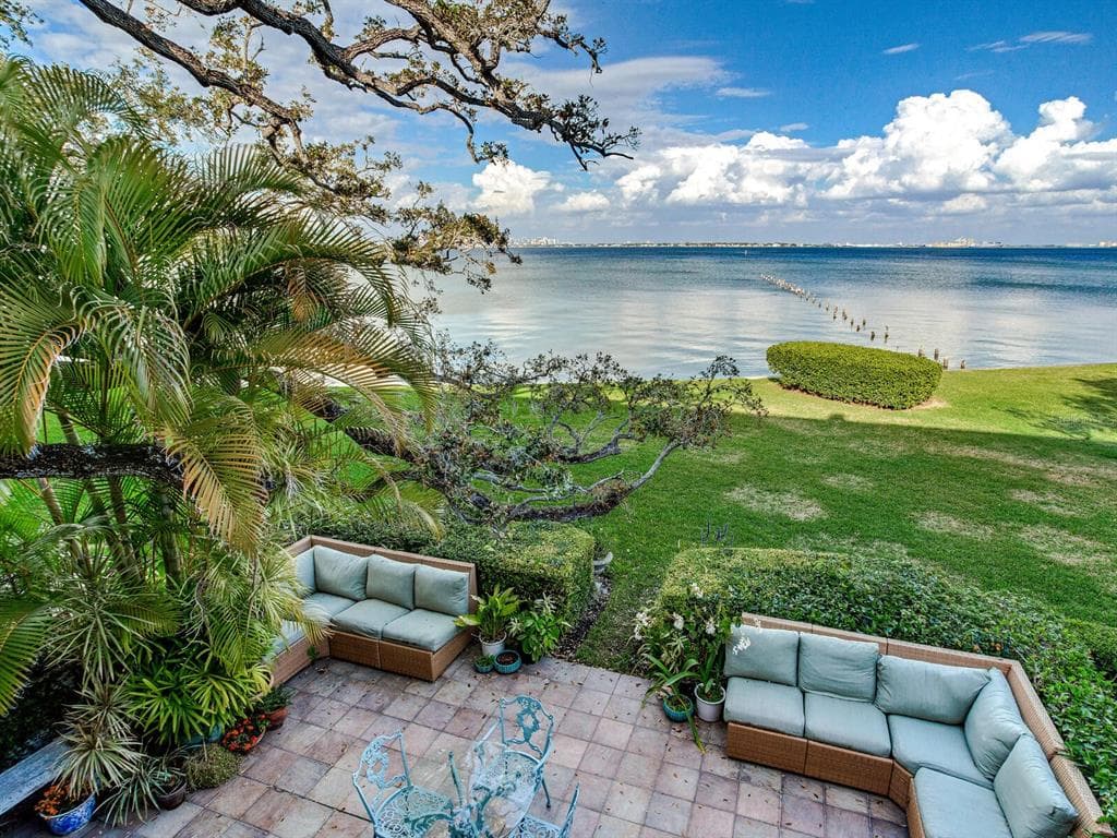 5010 BAYSHORE BOULEVARD UNIT 10