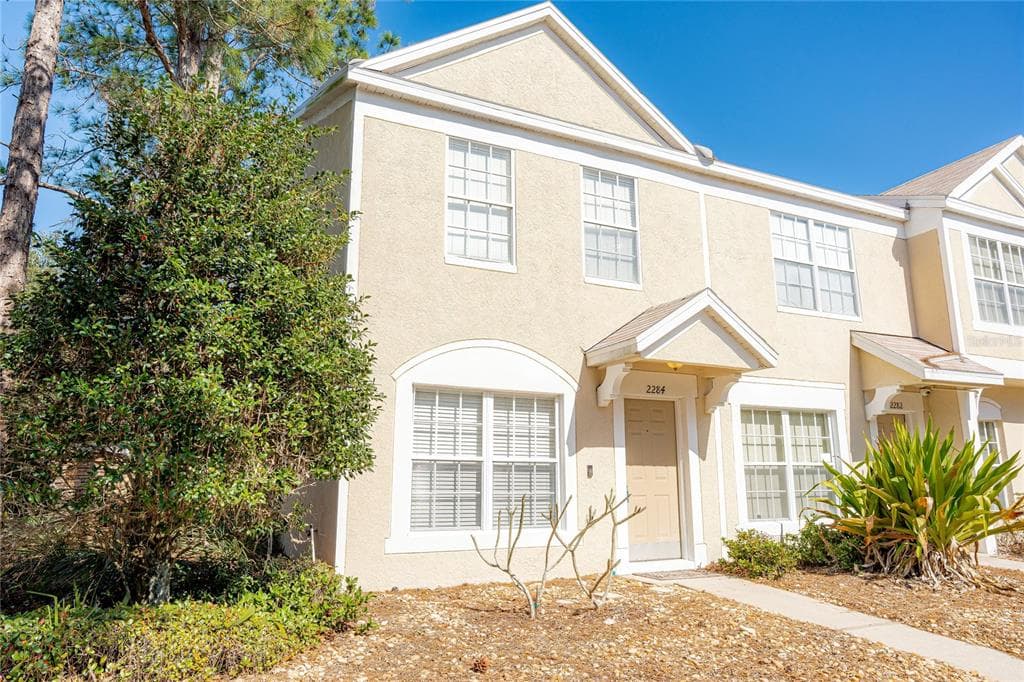2284 LAKE WOODBERRY CIRCLE BRANDON, FL 33510