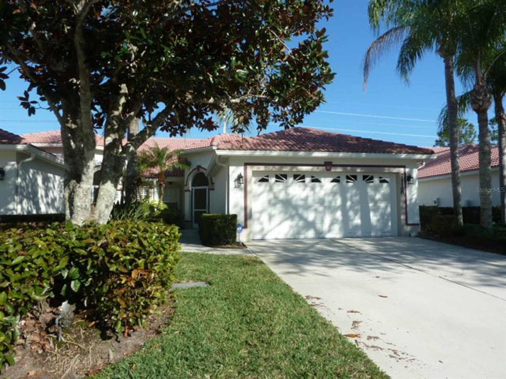 7128 MELROSE PLACE BRADENTON, FL 34203