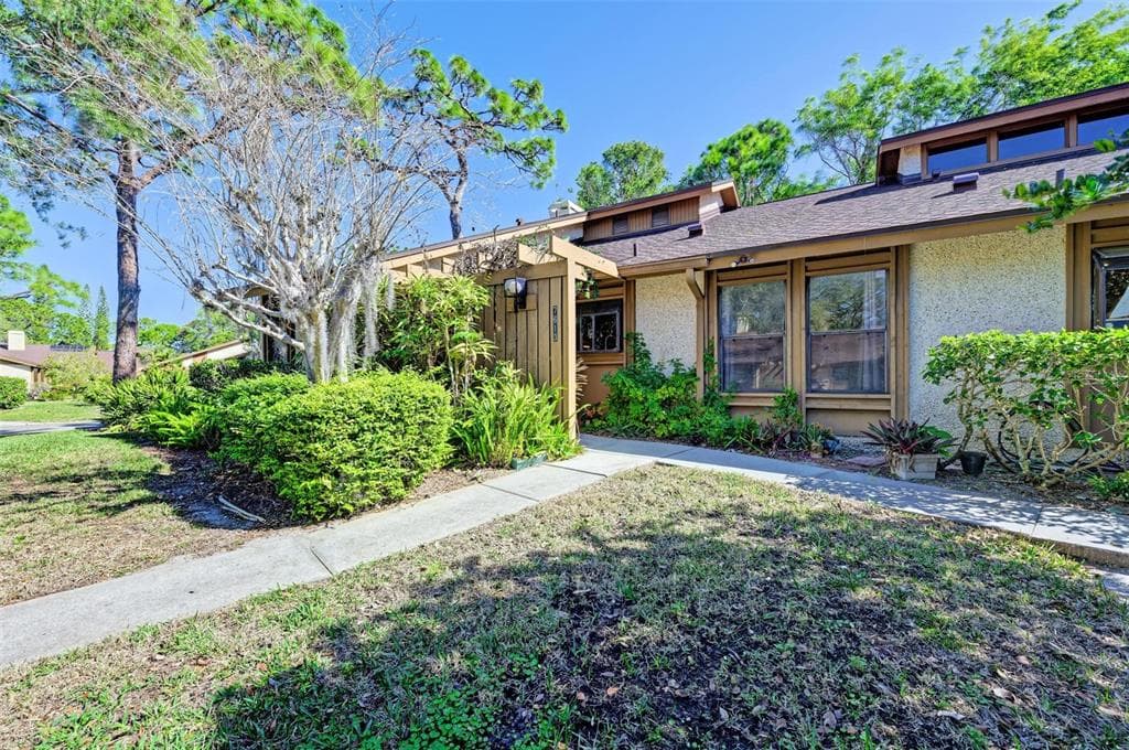 7613 4TH AVENUE W UNIT 7613 BRADENTON, FL 34209