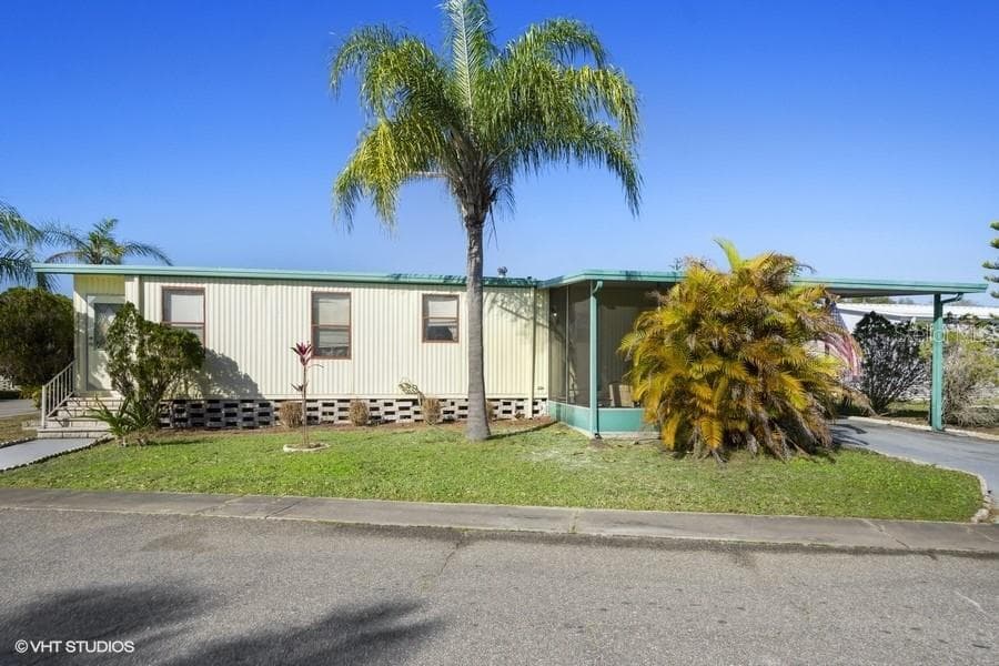 185 BLUE MARLIN DRIVE OLDSMAR, FL 34677