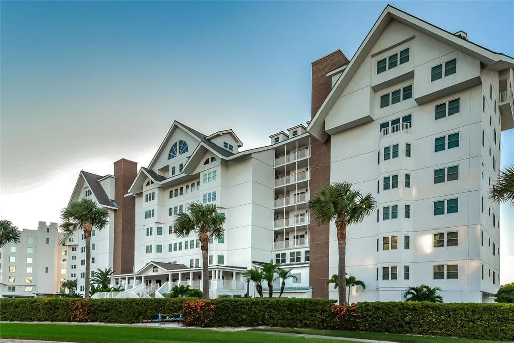 1582 GULF BOULEVARD UNIT 1202 CLEARWATER, FL 33767