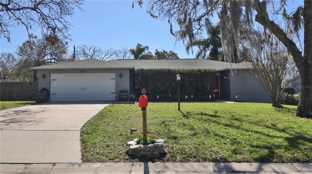 411 DESIREE DRIVE BRANDON, FL 33511