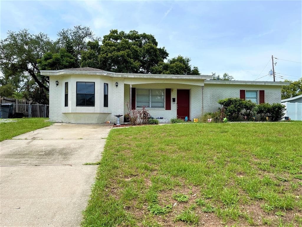 217 CRANBERRY LANE BRANDON, FL 33510