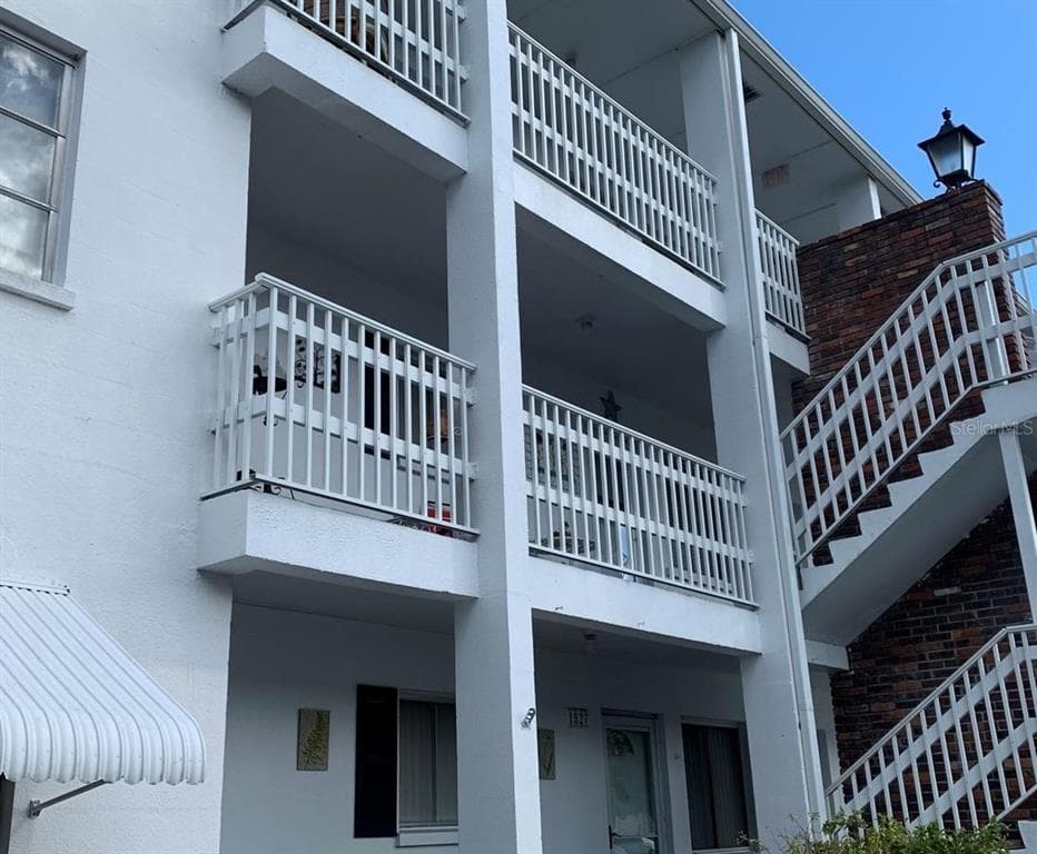1541 LEISURE DR UNIT F21 BRADENTON, FL 34207