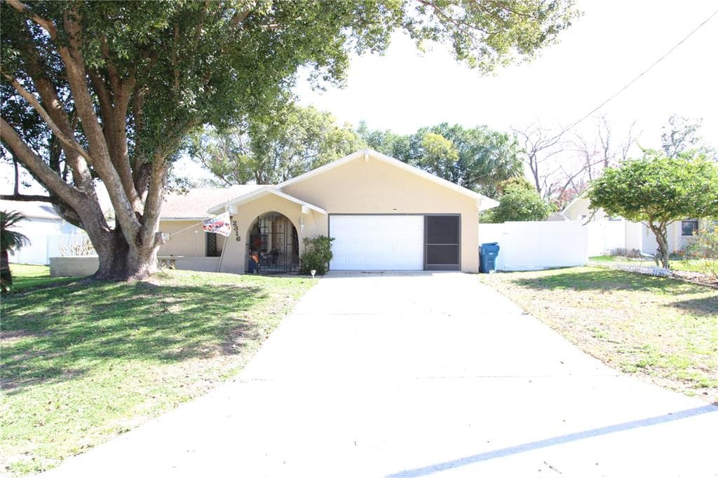 2316 MARIETTA AVENUE SPRING HILL, FL 34608