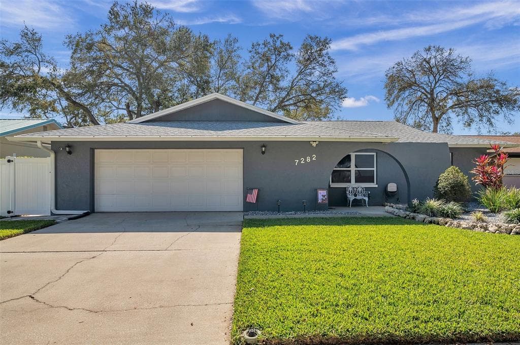 7282 57TH AVENUE N ST PETERSBURG, FL 33709