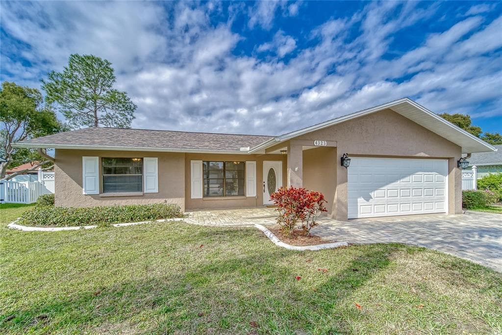 4323 OAKLAND DRIVE NEW PORT RICHEY, FL 34653