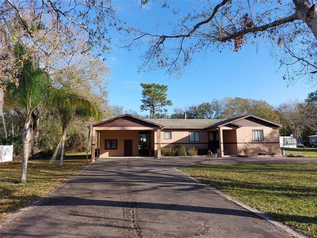 2422 11TH AVENUE SE RUSKIN, FL 33570