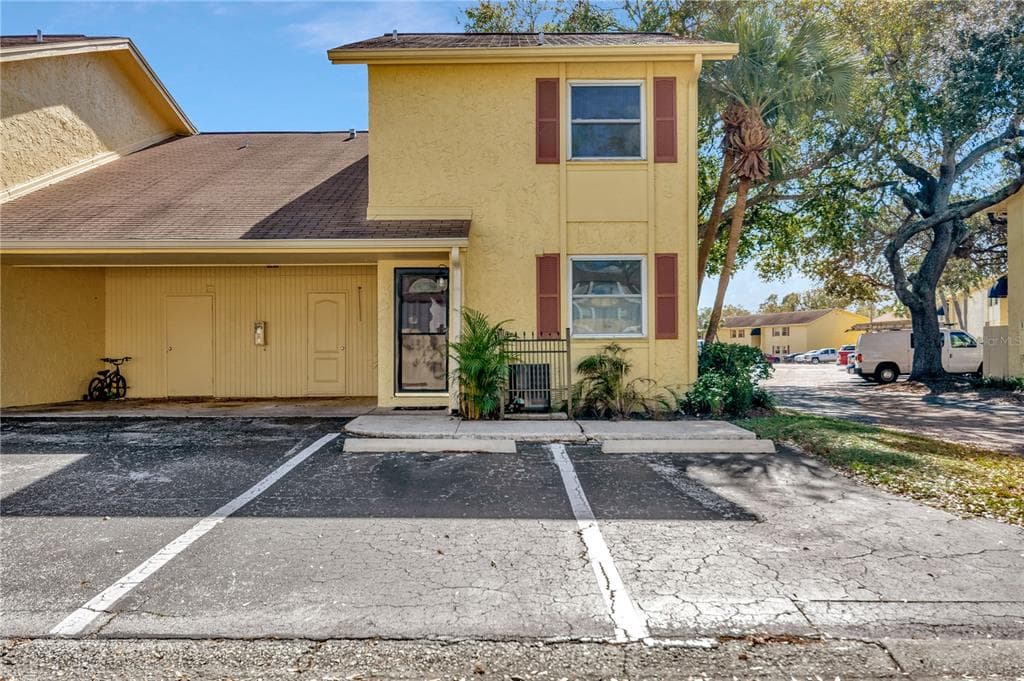 7641 ABONADO ROAD TAMPA, FL 33615