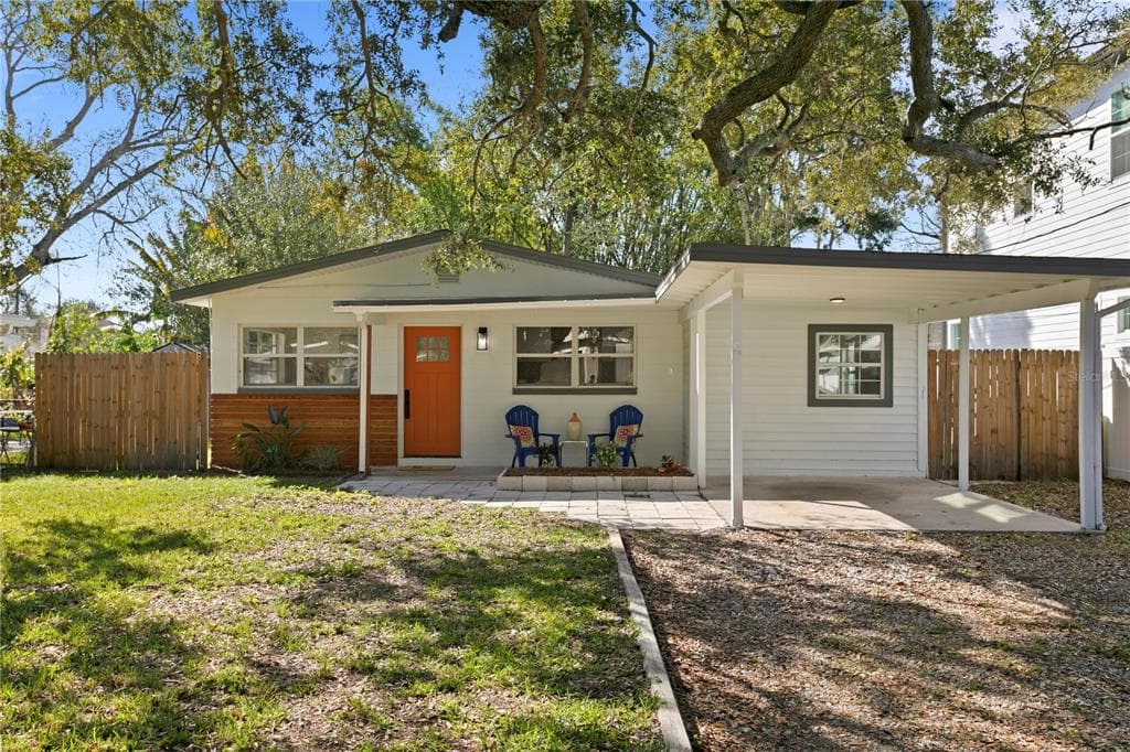 3320 W IOWA AVENUE TAMPA, FL 33611