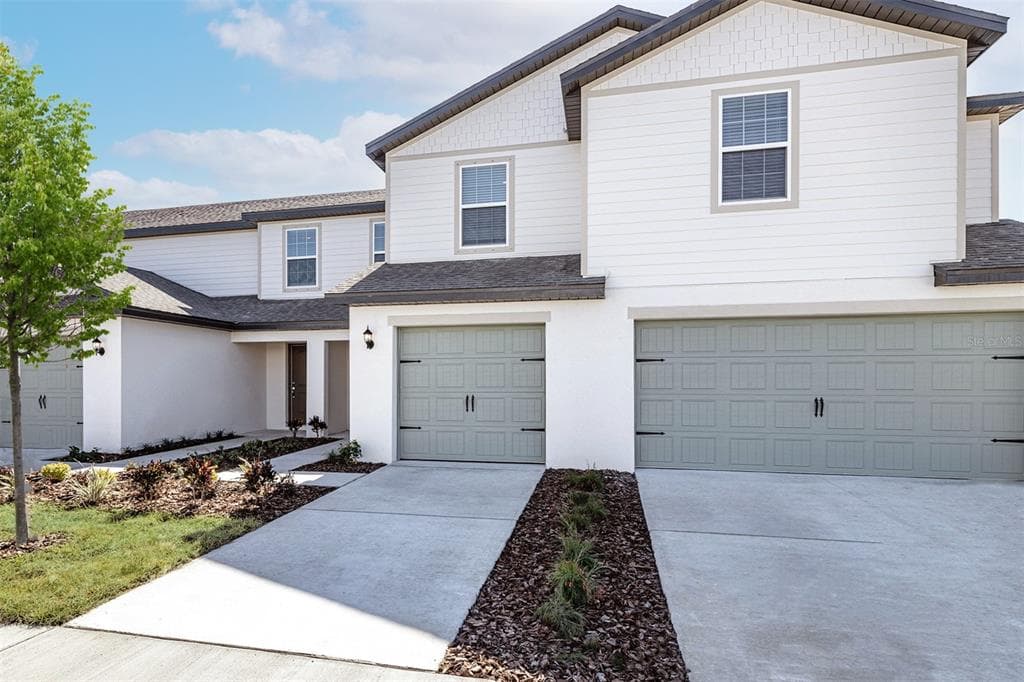1734 WYNFORD CIRCLE TAVARES, FL 32778
