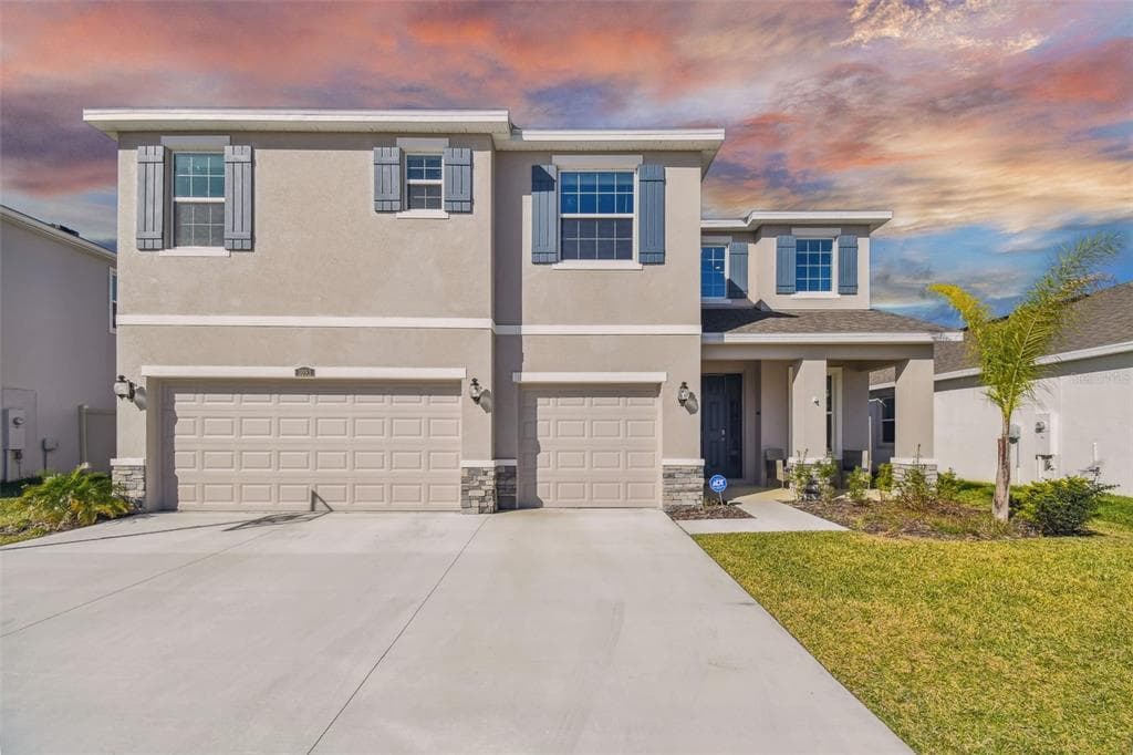 1093 BERING ROAD WESLEY CHAPEL, FL 33543