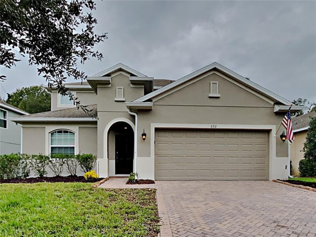 692 PREAKNESS CIRCLE DELAND, FL 32724