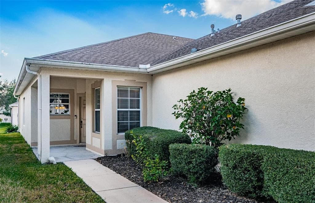 6924 SURREY HILL PLACE APOLLO BEACH, FL 33572