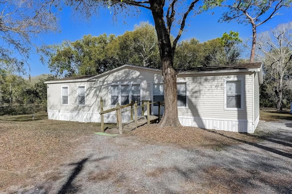 5653 RAWLS ROAD TAMPA, FL 33625