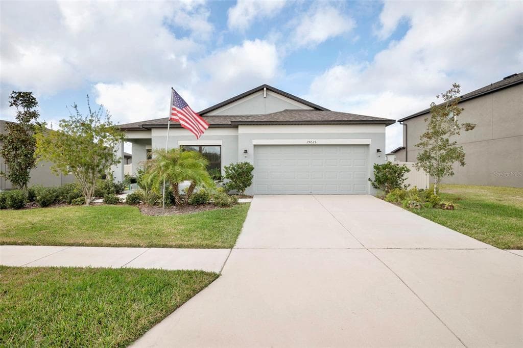 19025 MALINCHE LOOP SPRING HILL, FL 34610