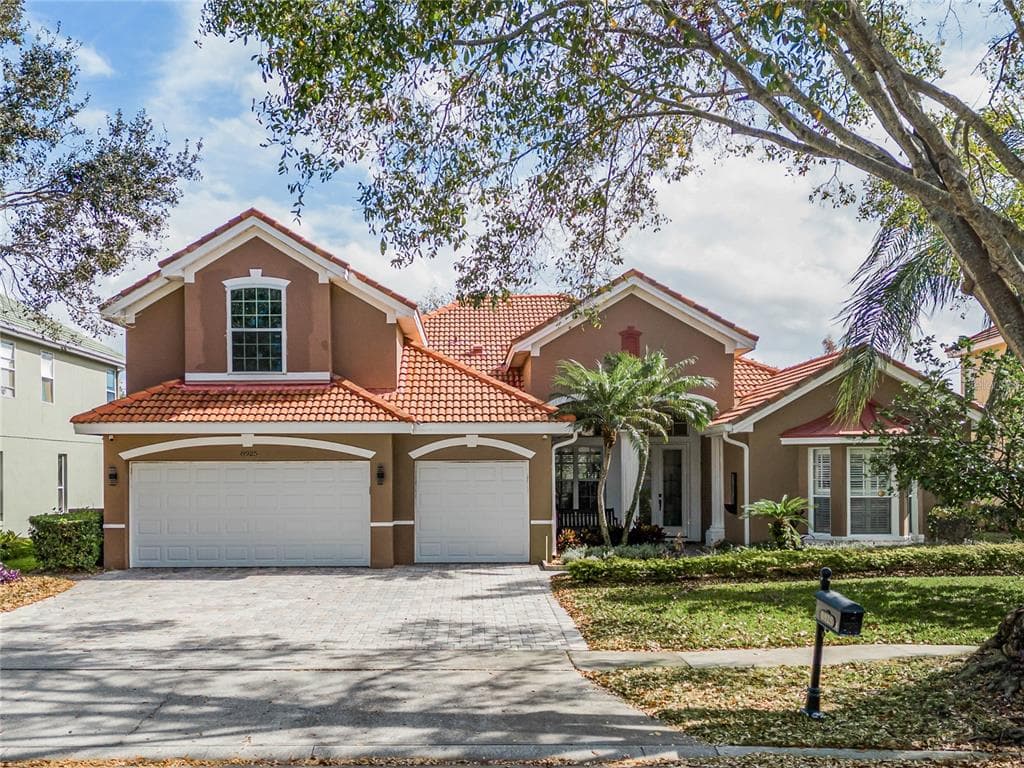 8925 HERITAGE BAY CIRCLE ORLANDO, FL 32836
