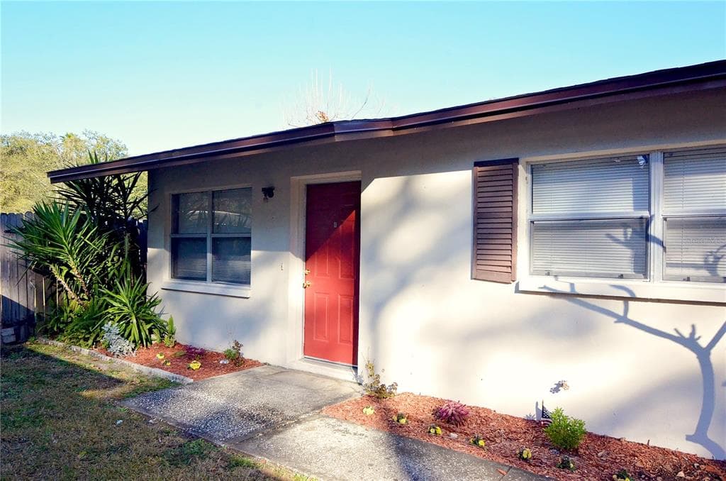 15678 MORGAN STREET UNIT B CLEARWATER, FL 33760