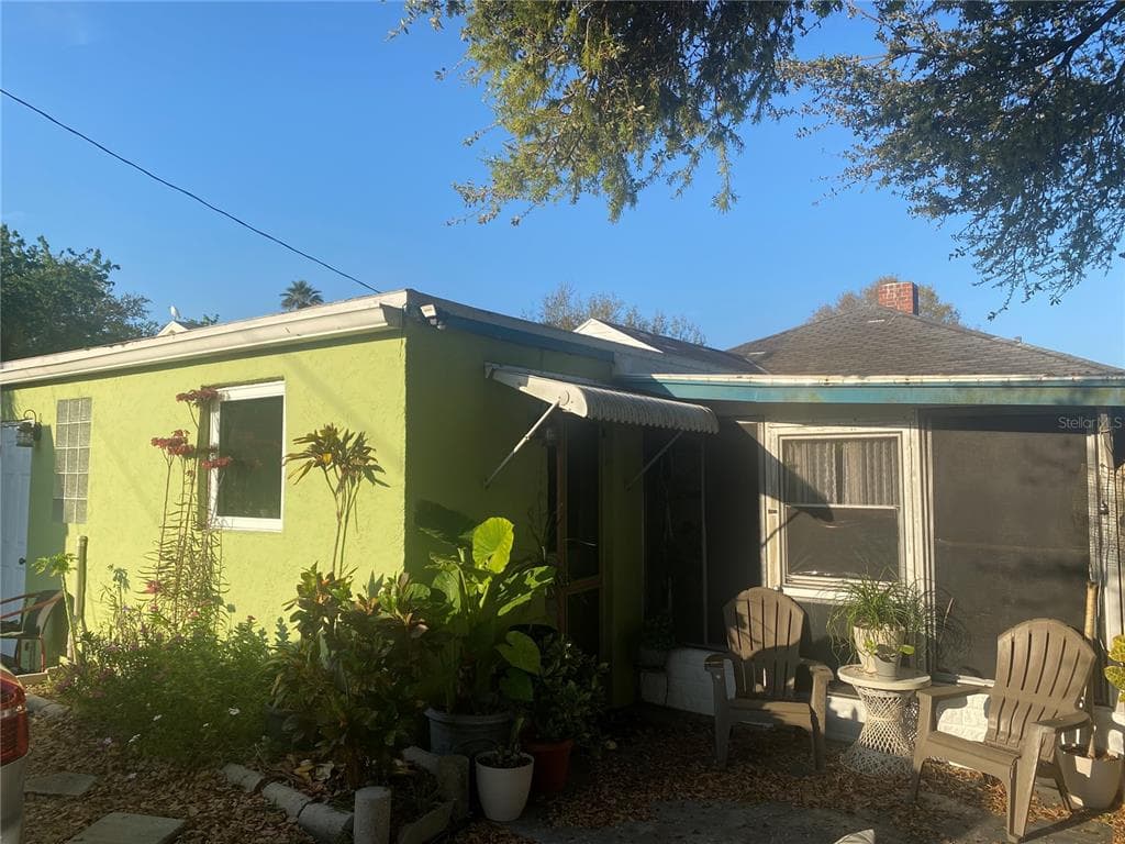 2808 CLINTON STREET S UNIT E GULFPORT, FL 33707