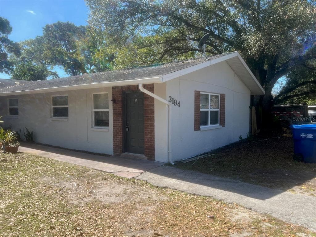 3194 GREEN ACRES AVENUE LARGO, FL 33771