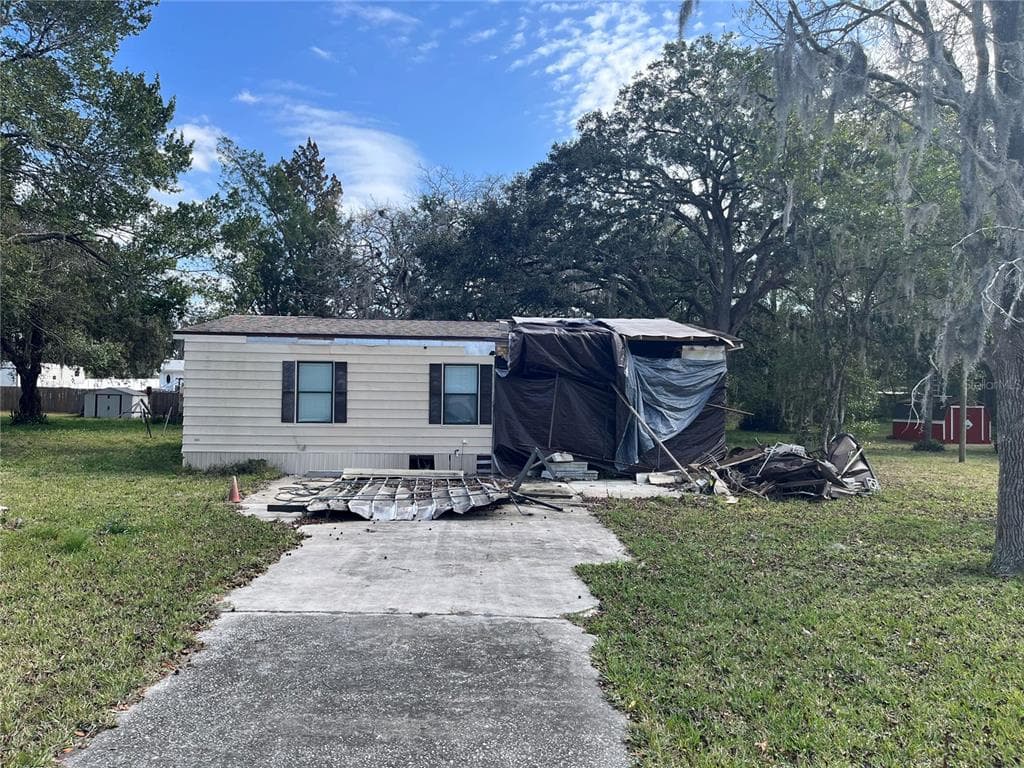 12130 CHUCK CIRCLE HUDSON, FL 34669