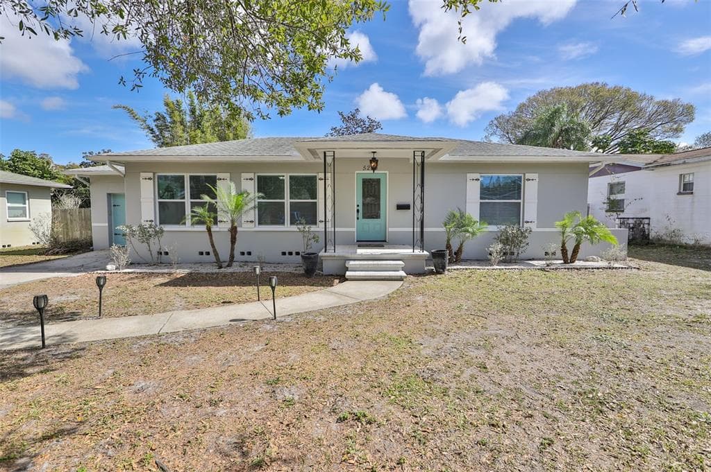 5225 QUEEN STREET N ST PETERSBURG, FL 33714