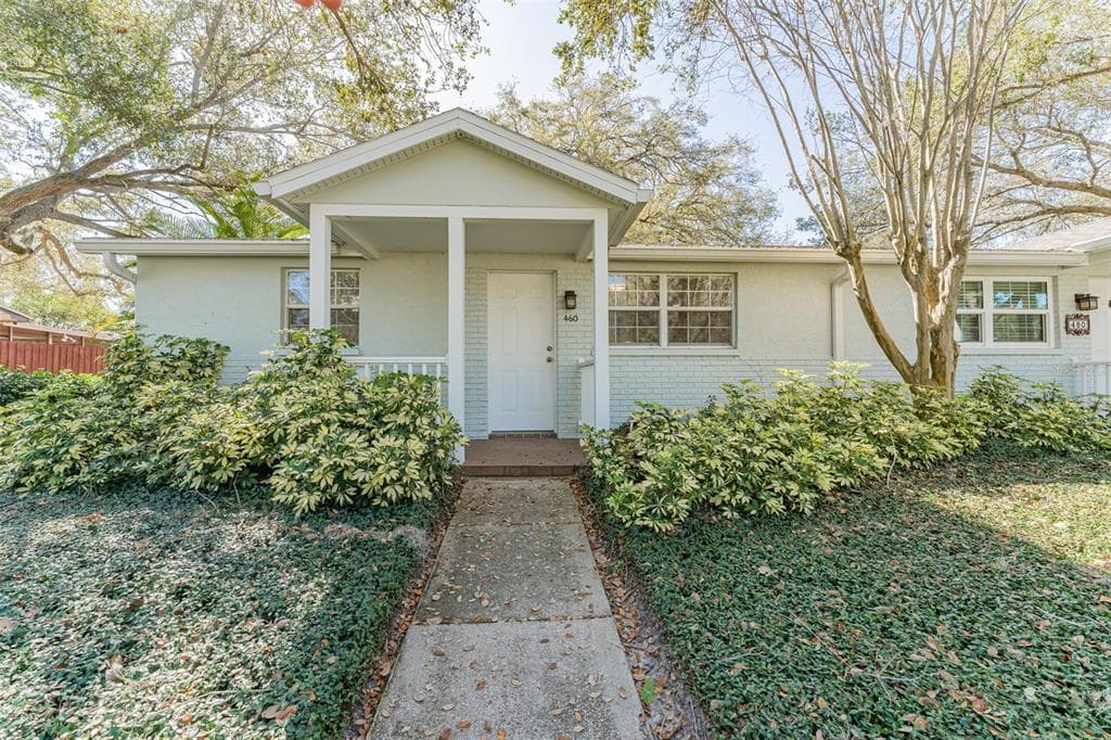 460 DR M L KING JR STREET N SAFETY HARBOR, FL 34695