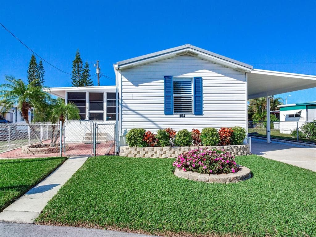 6580 SEMINOLE BOULEVARD UNIT 104 SEMINOLE, FL 33772