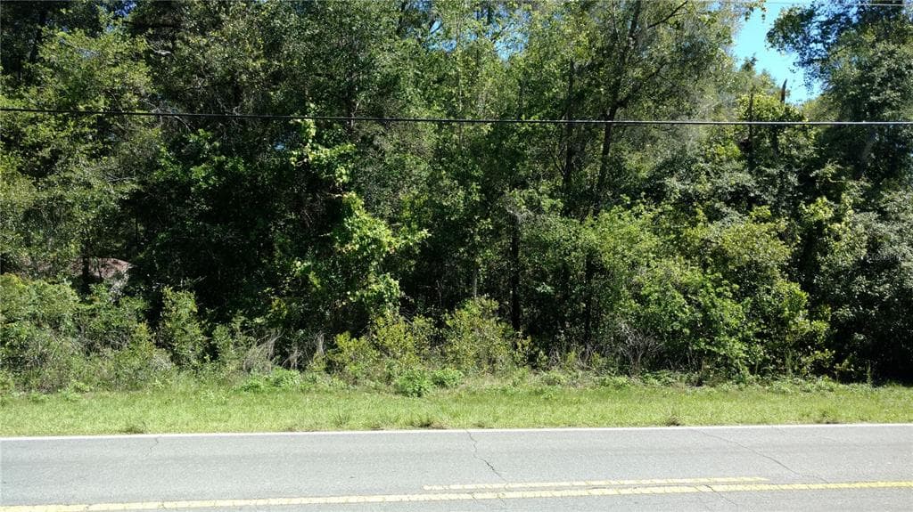 7585 COACH ROAD PORT CHARLOTTE, FL 33981