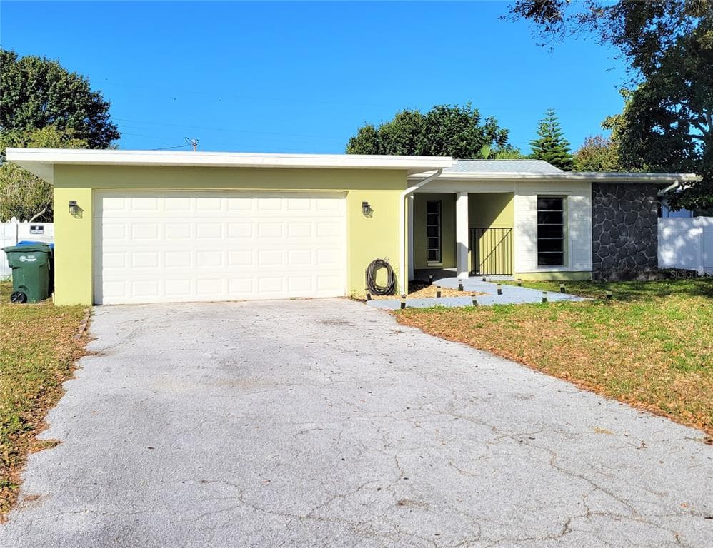 1040 BRITTON STREET LARGO, FL 33770