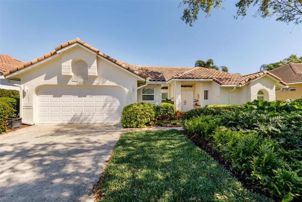 4818 WINDMILL PALM TERRACE NE ST PETERSBURG, FL 33703