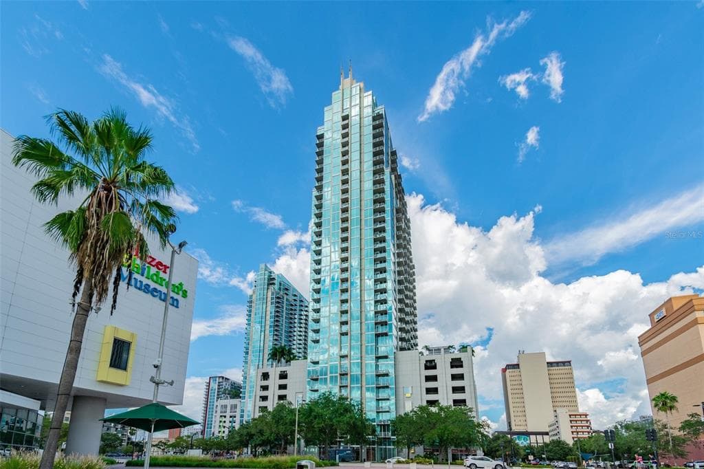 777 N ASHLEY DRIVE UNIT 906