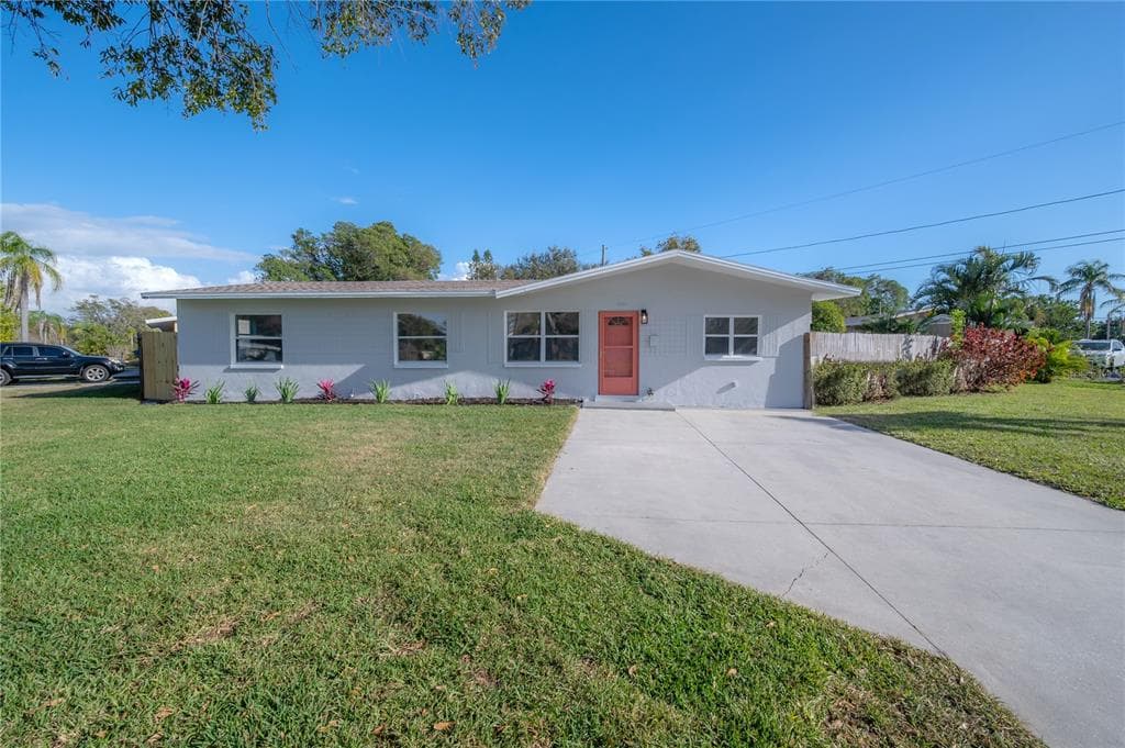 200 LEWIS BOULEVARD SE ST PETERSBURG, FL 33705