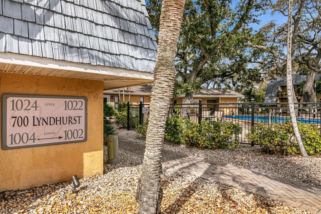 700 LYNDHURST STREET UNIT 1024 DUNEDIN, FL 34698