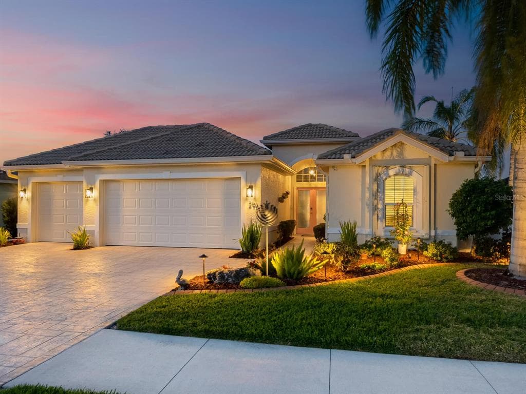 296 VENICE PALMS BOULEVARD VENICE, FL 34292