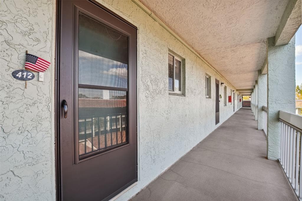 801 83RD AVENUE N UNIT 412 ST PETERSBURG, FL 33702