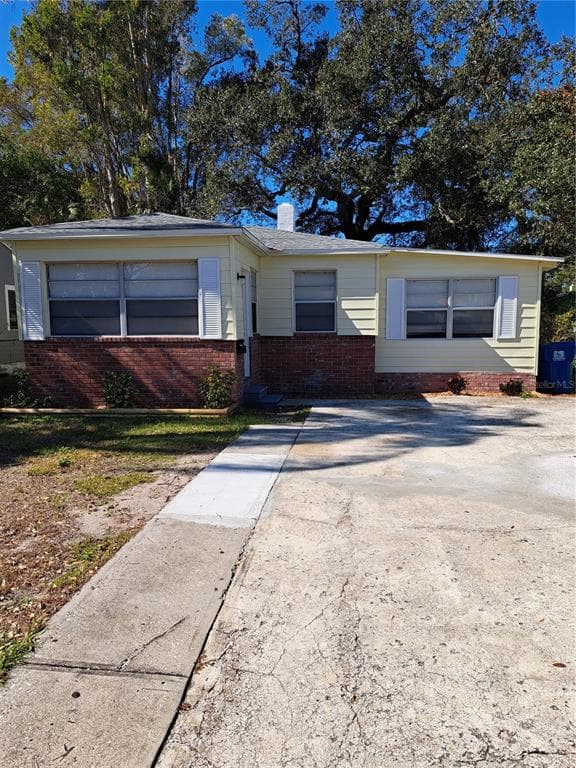 1839 28TH STREET S ST PETERSBURG, FL 33712