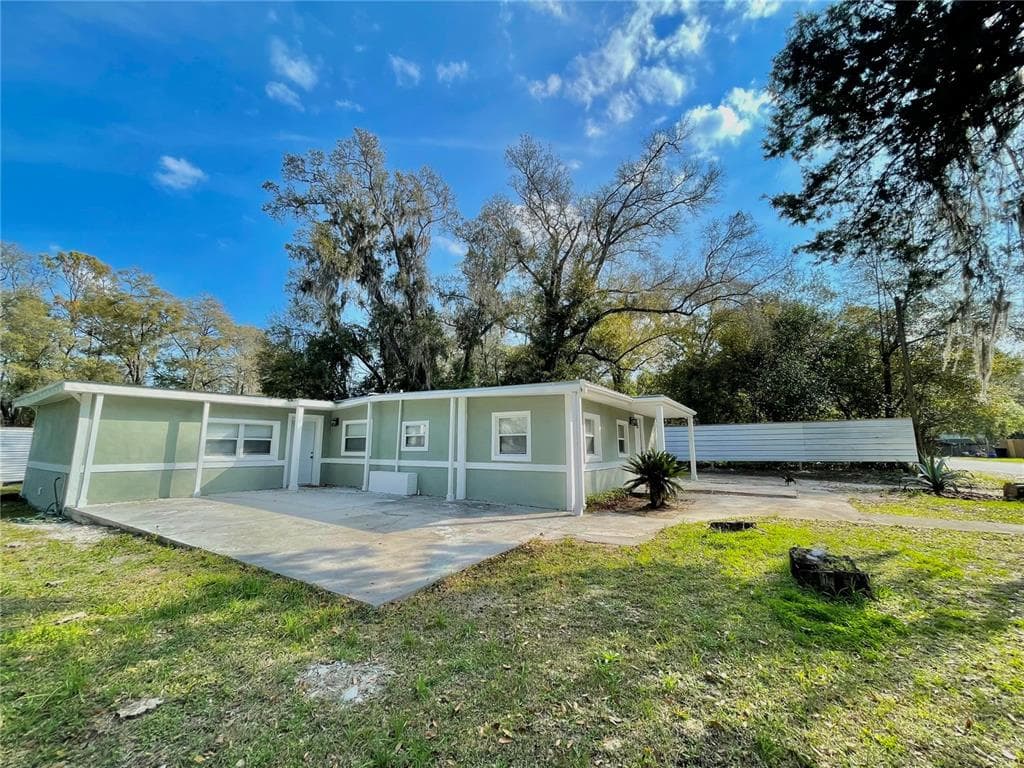 2222 SE 8TH PLACE GAINESVILLE, FL 32641