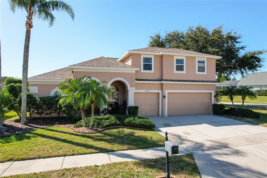 10401 MEADOW CROSSING DRIVE TAMPA, FL 33647
