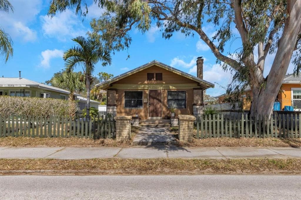4453 5TH AVENUE S ST PETERSBURG, FL 33711