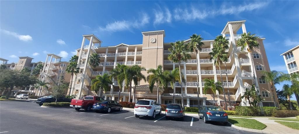 7194 KEY HAVEN ROAD UNIT 604 SEMINOLE, FL 33777