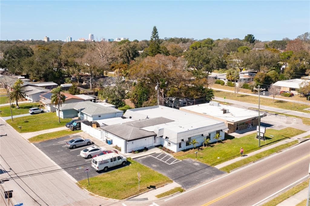 1212 S HIGHLAND AVENUE CLEARWATER, FL 33756