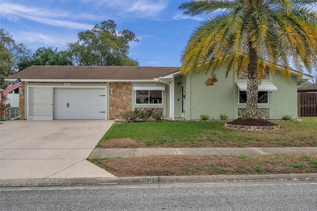 12902 WALNUT TREE LANE HUDSON, FL 34669