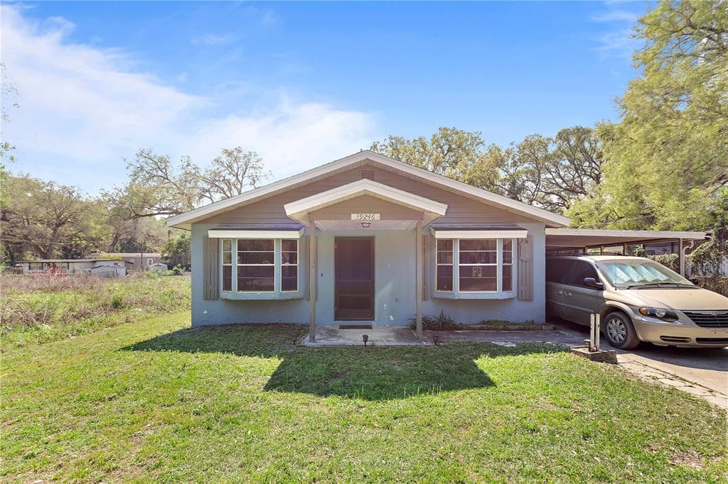 39246 LIZABETH CIRCLE ZEPHYRHILLS, FL 33542