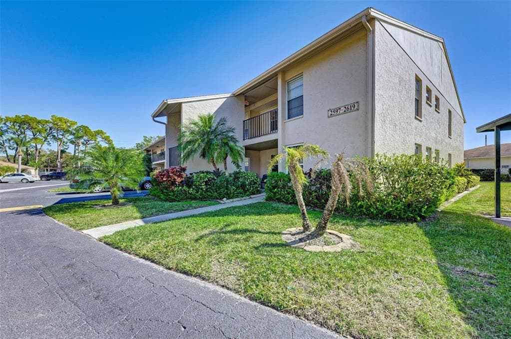 2619 WOODGATE LANE UNIT K-12 SARASOTA, FL 34231