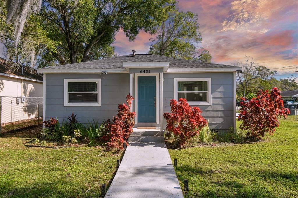 6401 30TH WAY N ST PETERSBURG, FL 33702